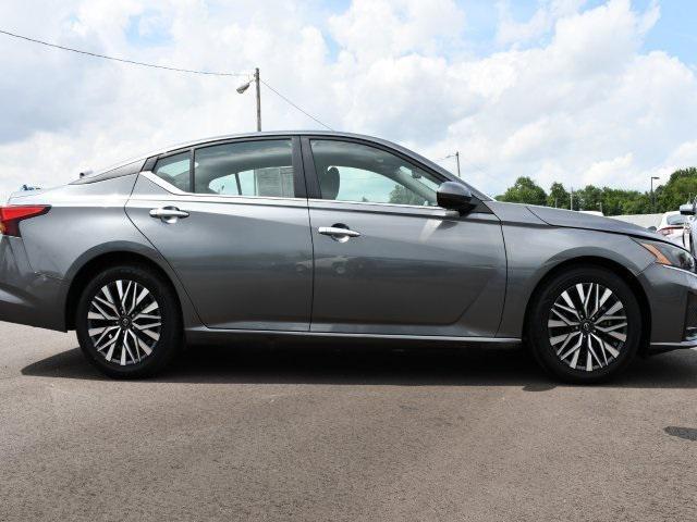 used 2023 Nissan Altima car, priced at $19,843