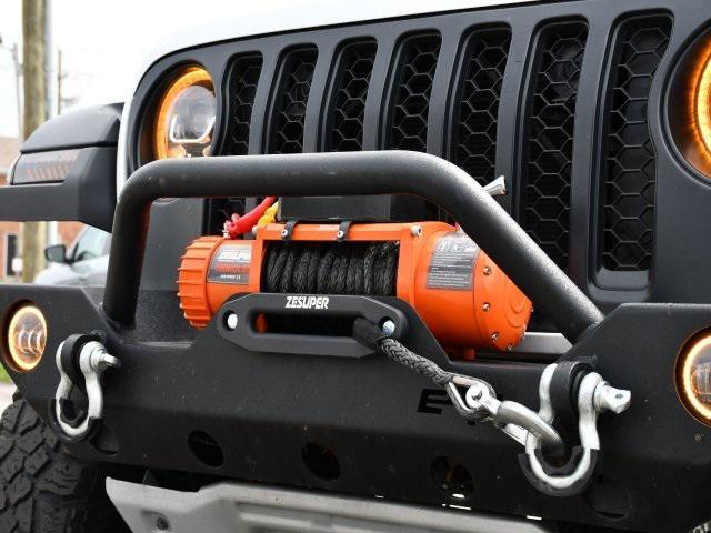 used 2022 Jeep Gladiator car, priced at $38,854