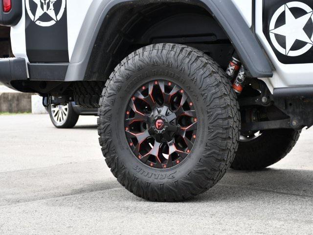 used 2022 Jeep Gladiator car, priced at $38,854