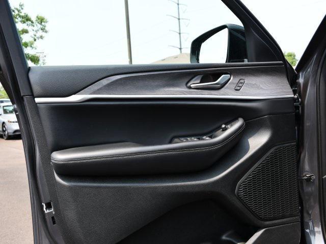 used 2023 Jeep Grand Cherokee L car, priced at $28,370