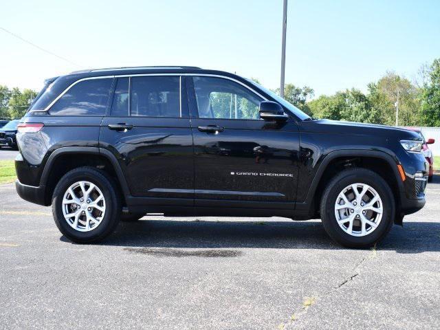 used 2022 Jeep Grand Cherokee car, priced at $32,026