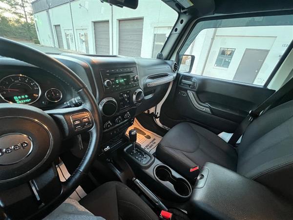 used 2014 Jeep Wrangler Unlimited car, priced at $15,900