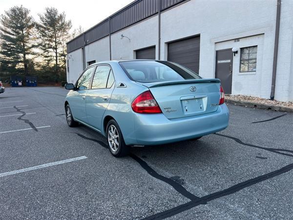 used 2003 Toyota Prius car, priced at $2,500