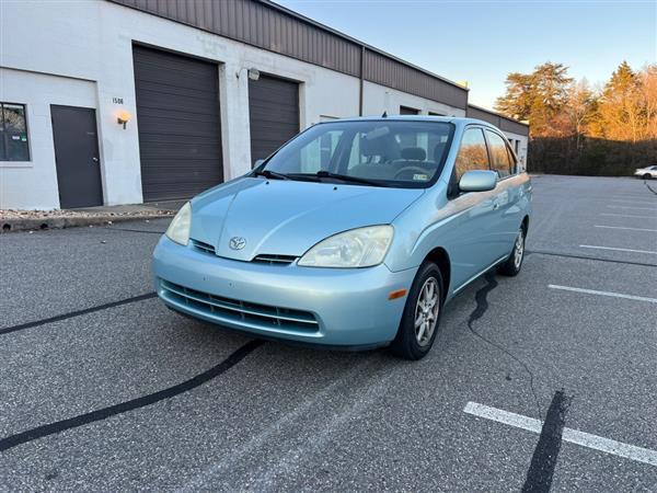 used 2003 Toyota Prius car, priced at $2,500