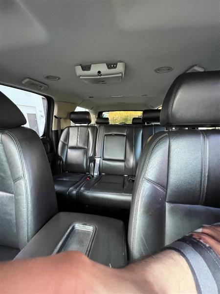 used 2009 Chevrolet Suburban car, priced at $7,999