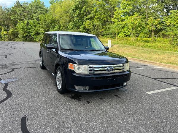 used 2009 Ford Flex car, priced at $6,795