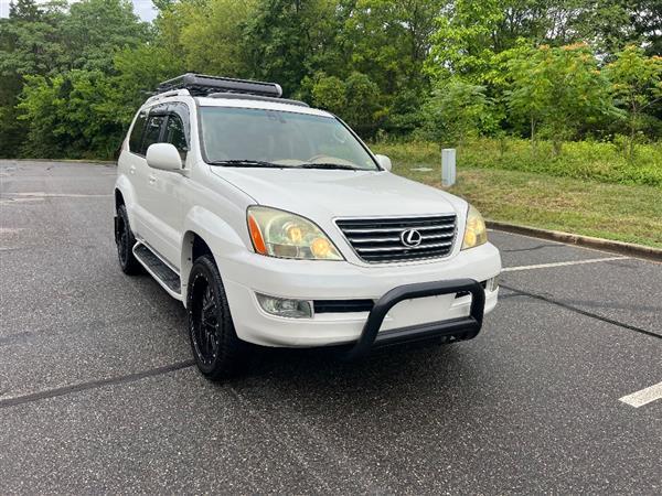 used 2004 Lexus GX 470 car, priced at $9,995