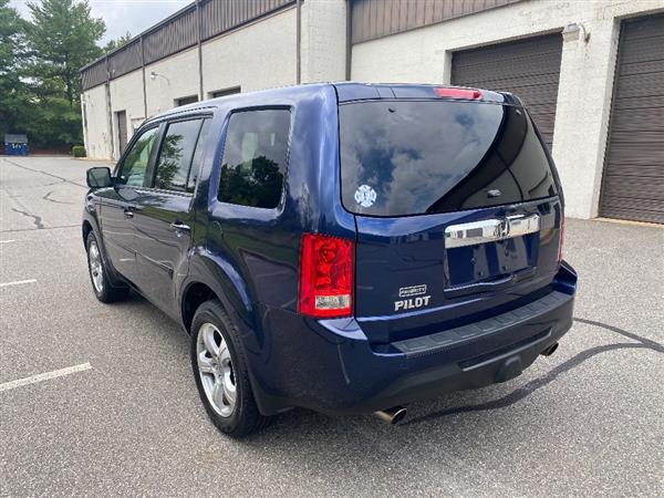 used 2015 Honda Pilot car, priced at $8,850