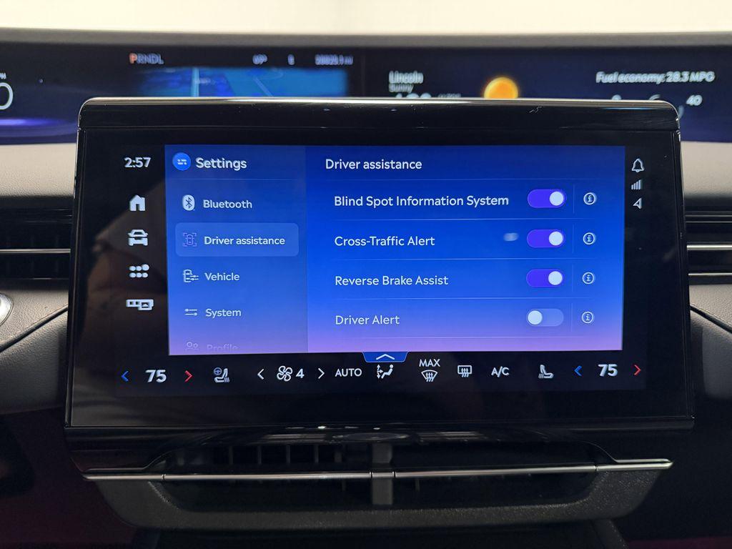 used 2024 Lincoln Nautilus car, priced at $49,786