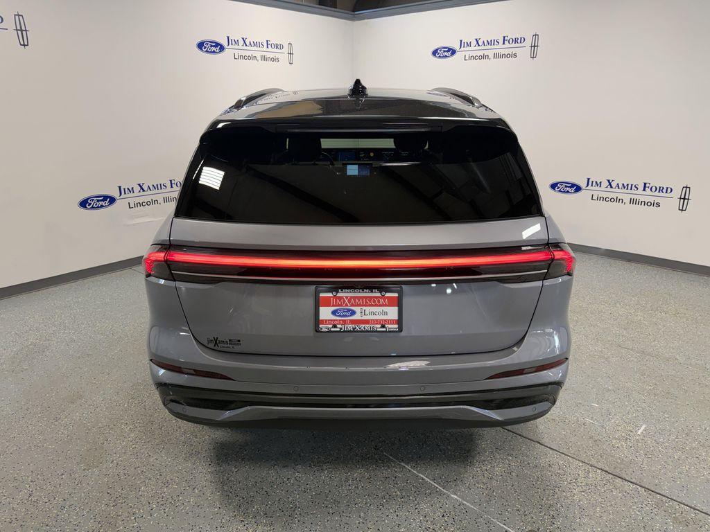 used 2024 Lincoln Nautilus car, priced at $49,786