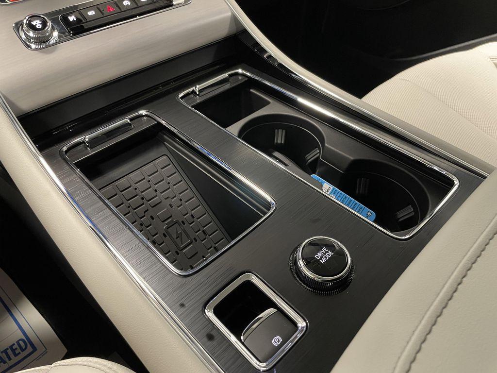 new 2025 Lincoln Aviator car, priced at $73,445