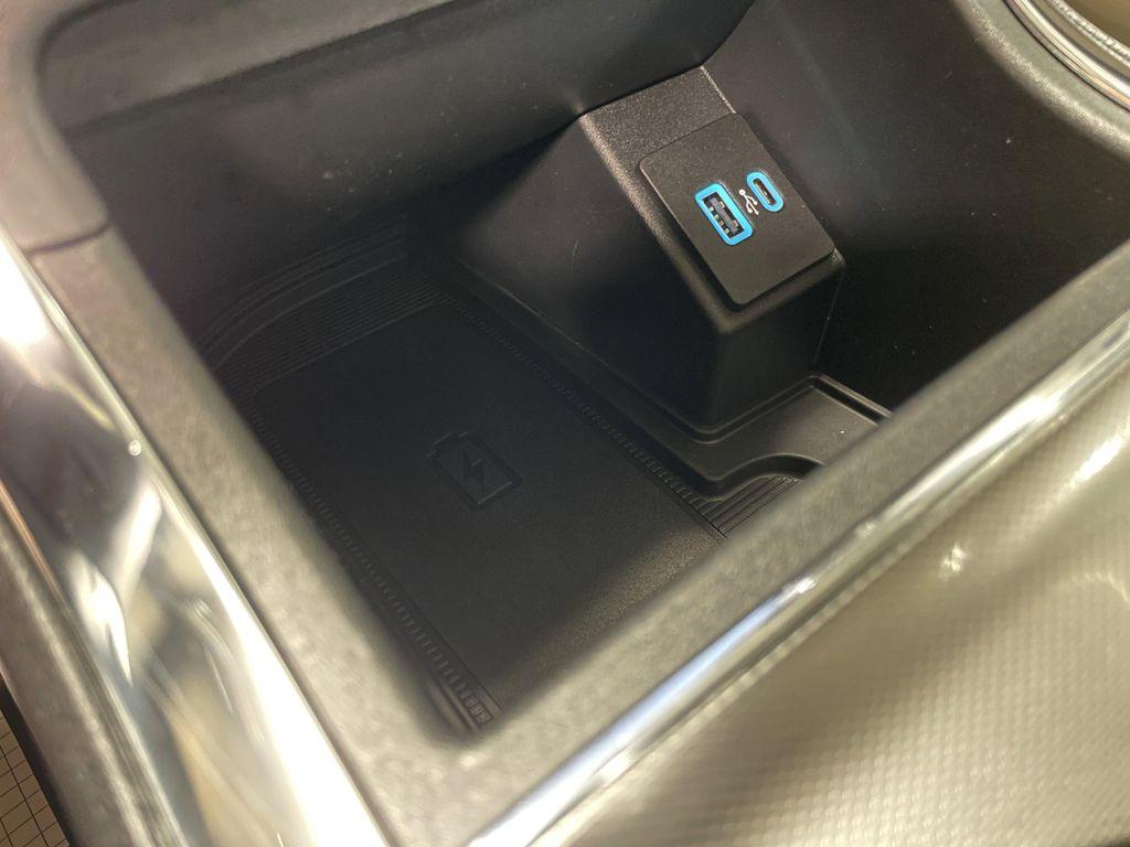 used 2024 Ford Edge car, priced at $32,886