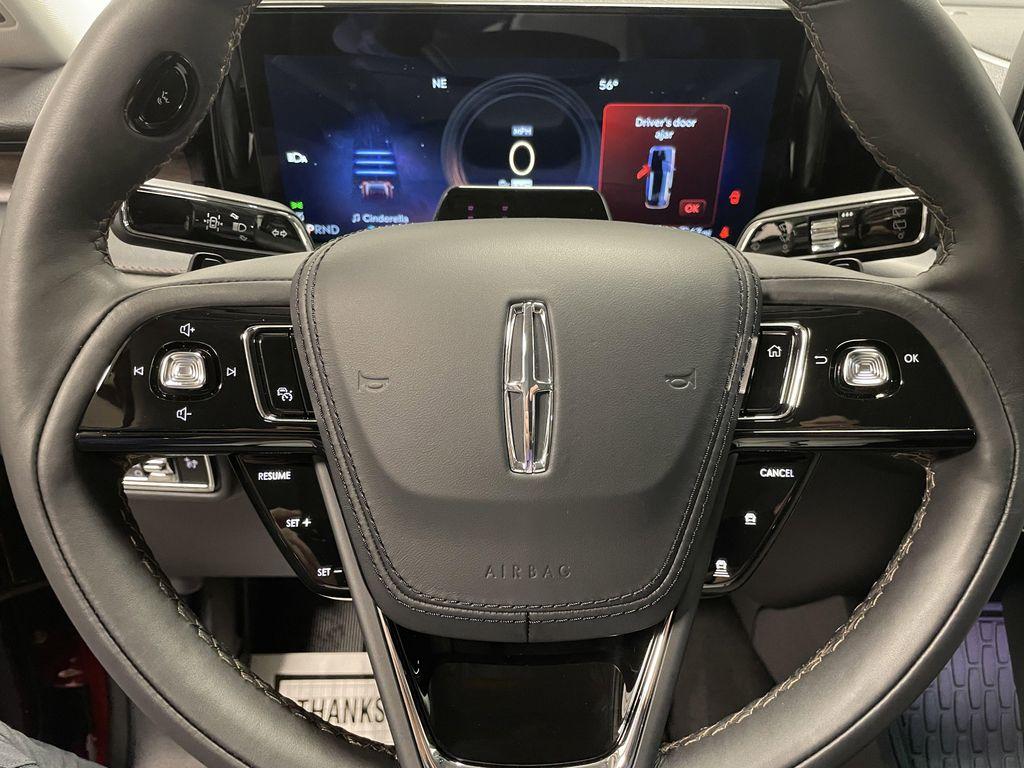 new 2025 Lincoln Aviator car, priced at $73,601