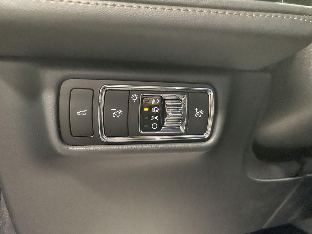 new 2025 Lincoln Aviator car, priced at $73,601