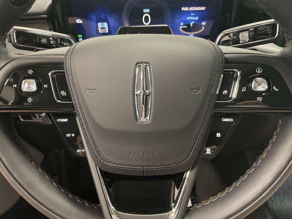 new 2025 Lincoln Aviator car, priced at $79,989