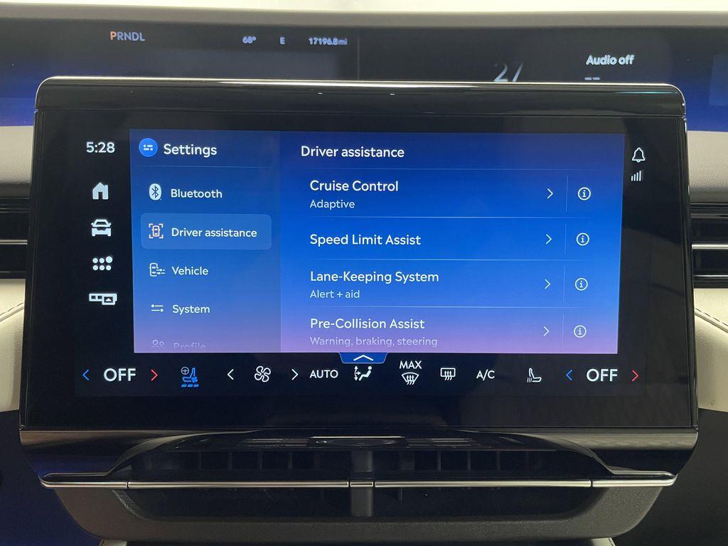 used 2024 Lincoln Nautilus car, priced at $60,986