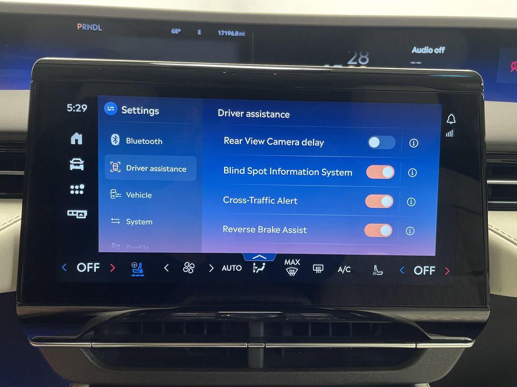 used 2024 Lincoln Nautilus car, priced at $60,986