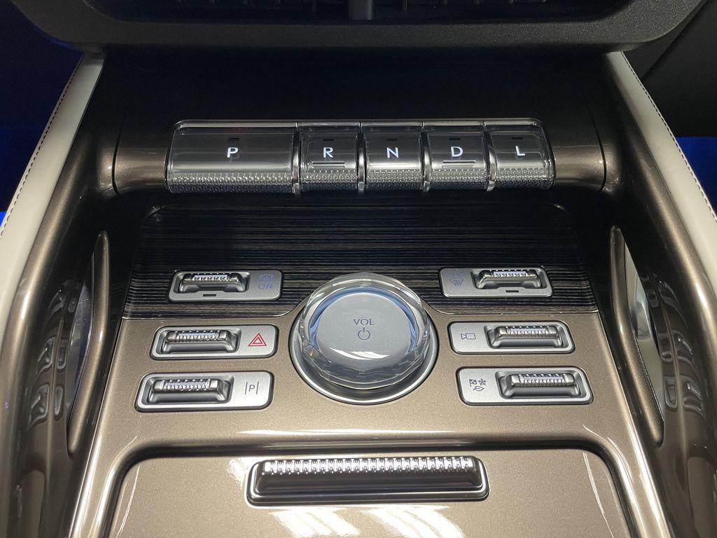 used 2024 Lincoln Nautilus car, priced at $60,986