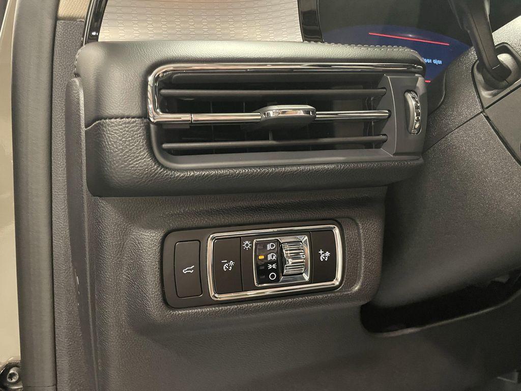 used 2025 Lincoln Corsair car, priced at $40,846