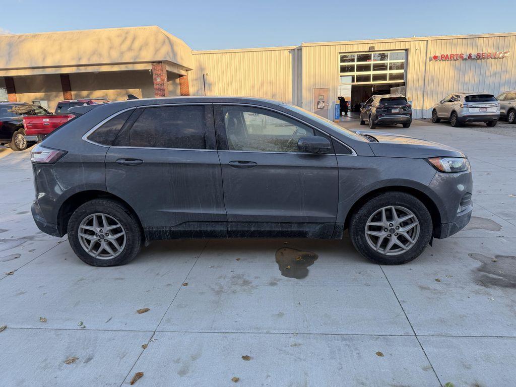 used 2024 Ford Edge car, priced at $27,986