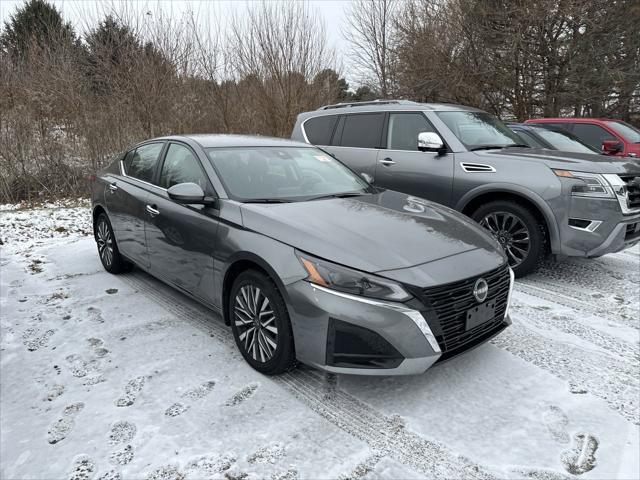 used 2023 Nissan Altima car, priced at $23,986