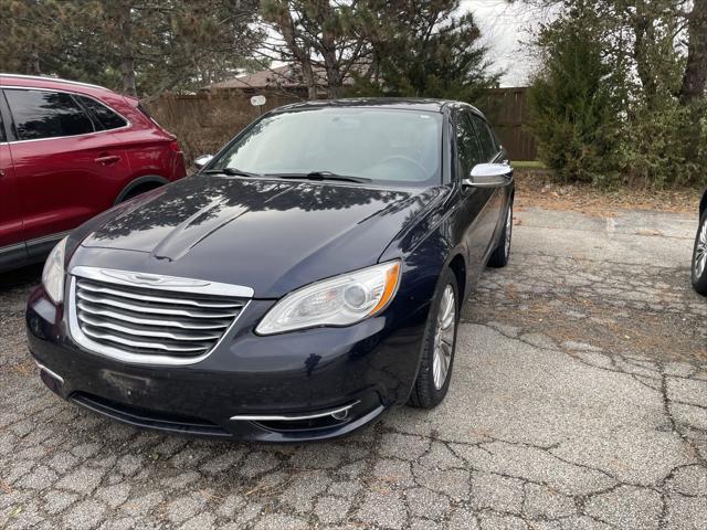 used 2012 Chrysler 200 car