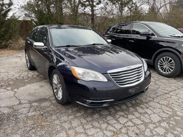 used 2012 Chrysler 200 car