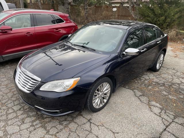 used 2012 Chrysler 200 car