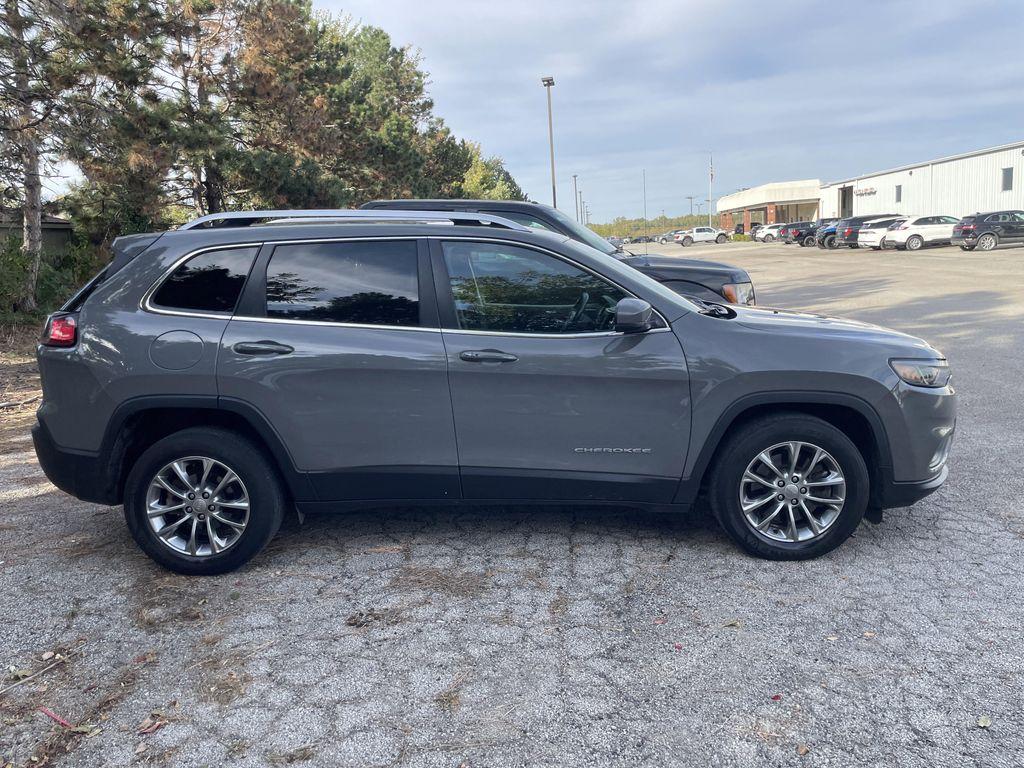 used 2020 Jeep Cherokee car, priced at $15,986