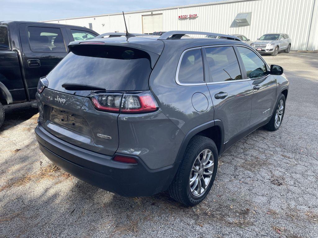 used 2020 Jeep Cherokee car, priced at $15,986