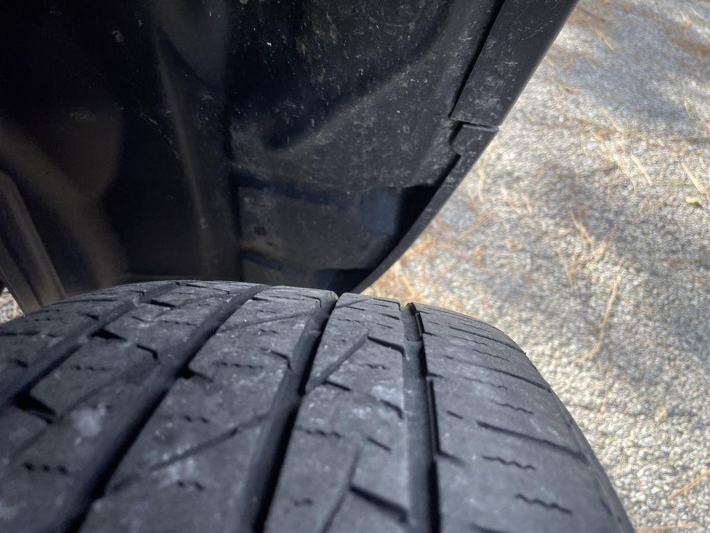 used 2020 Jeep Cherokee car, priced at $15,986