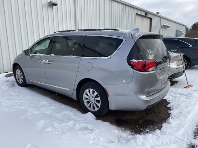 used 2017 Chrysler Pacifica car, priced at $14,986