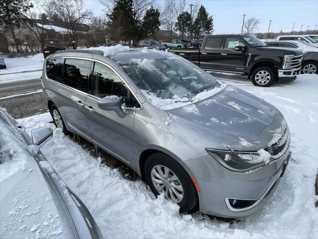 used 2017 Chrysler Pacifica car, priced at $14,986