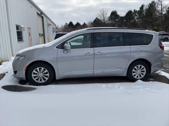 used 2017 Chrysler Pacifica car, priced at $14,986