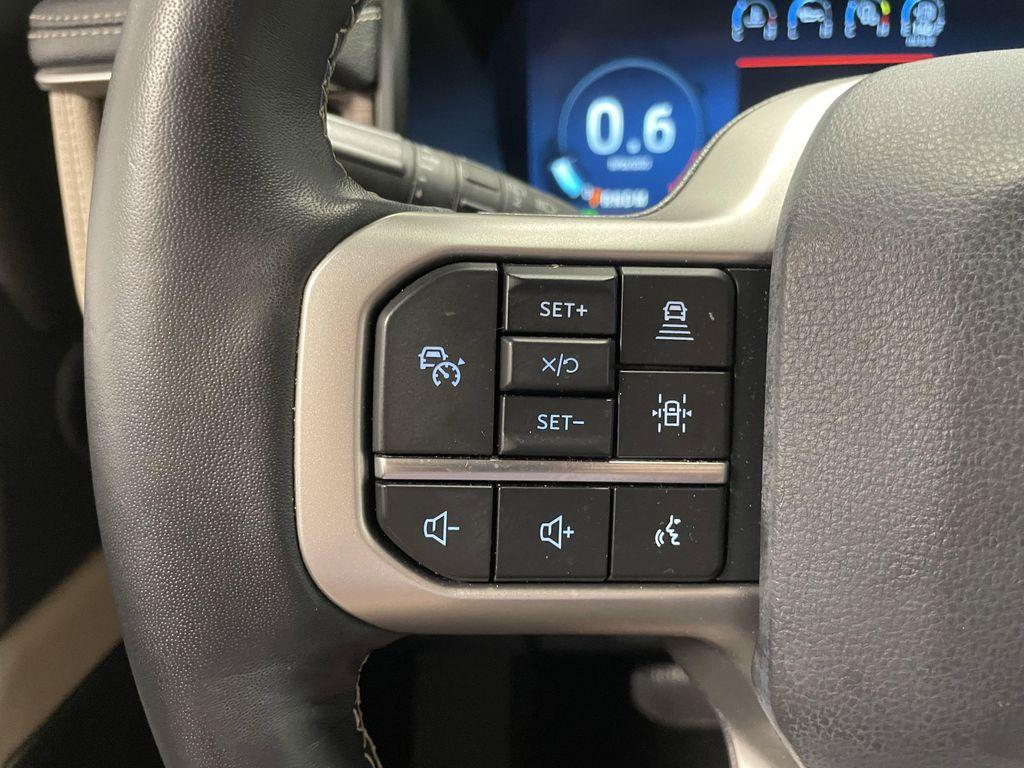 used 2024 Ford Expedition car, priced at $59,986