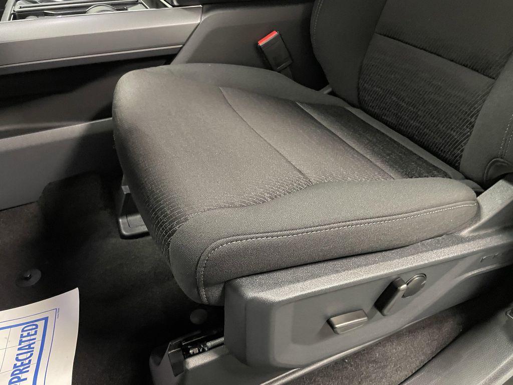 new 2025 Ford F-150 car, priced at $52,571