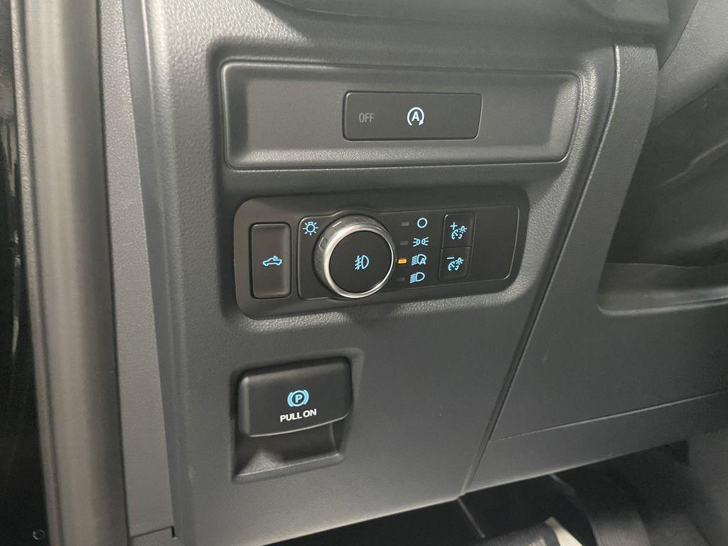 new 2025 Ford F-150 car, priced at $45,723