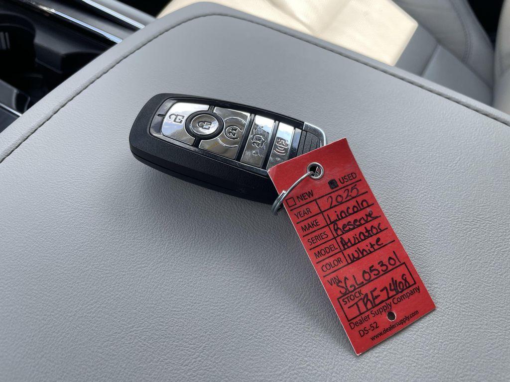used 2025 Lincoln Aviator car, priced at $61,886