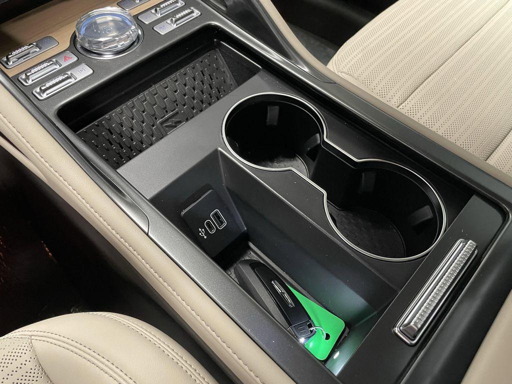 new 2025 Lincoln Nautilus car, priced at $65,025