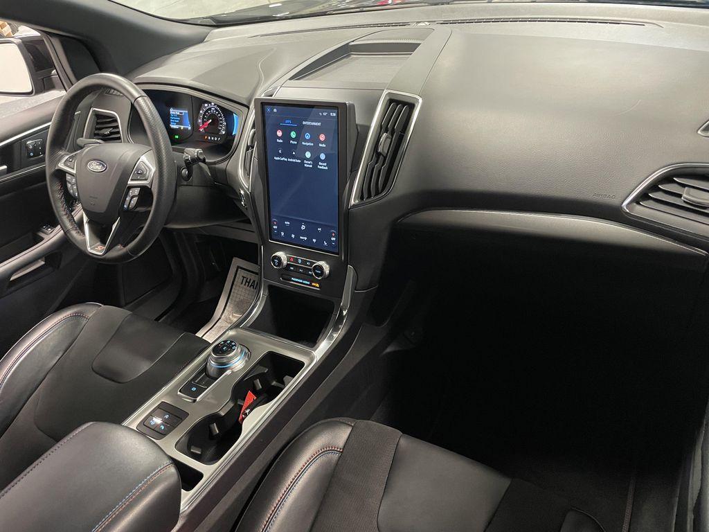 used 2024 Ford Edge car, priced at $37,886