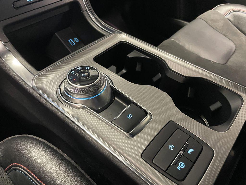 used 2024 Ford Edge car, priced at $37,886