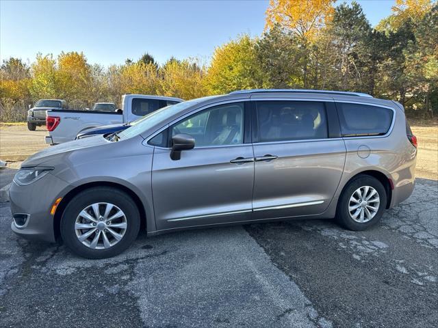 used 2018 Chrysler Pacifica car, priced at $14,986