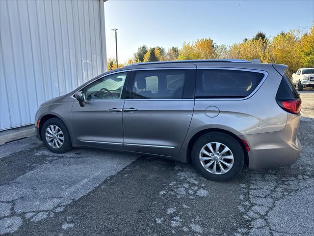 used 2018 Chrysler Pacifica car, priced at $14,986