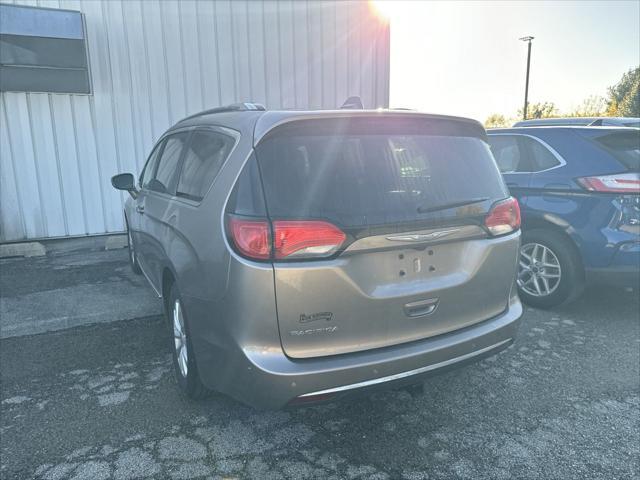 used 2018 Chrysler Pacifica car, priced at $14,986