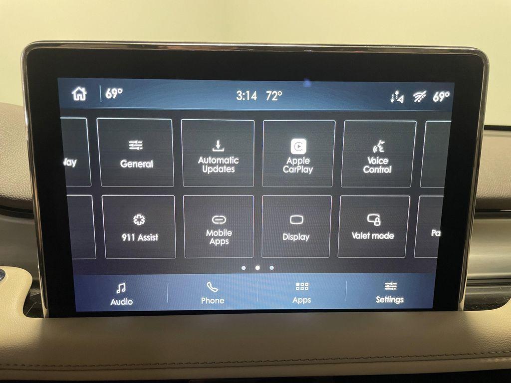 used 2023 Lincoln Aviator car, priced at $43,486