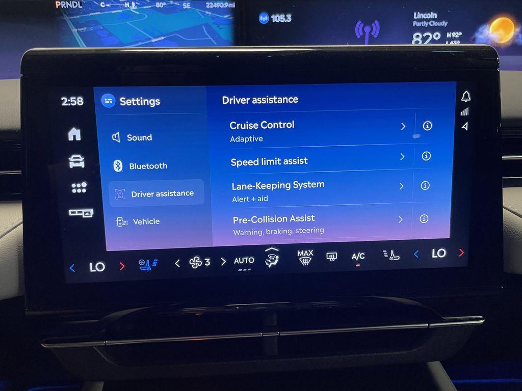 used 2024 Lincoln Nautilus car, priced at $46,646