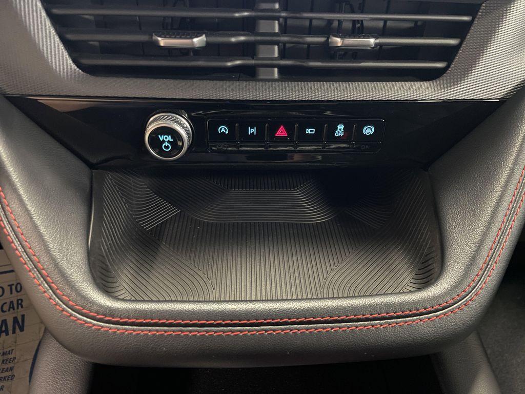 used 2025 Ford Explorer car, priced at $41,986