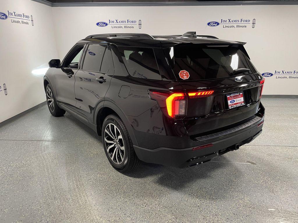 used 2025 Ford Explorer car, priced at $41,986