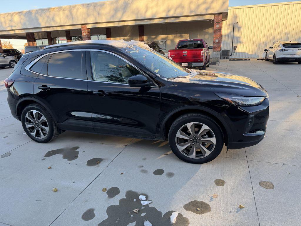 used 2025 Ford Escape car, priced at $30,986