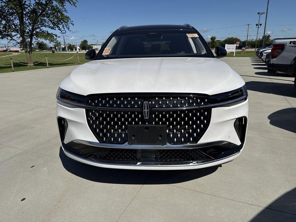 used 2024 Lincoln Nautilus car, priced at $52,486